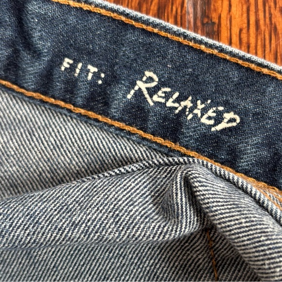 Eddie Bauer Relaxed Fit Blue Jeans W 35 L 34 - Picture 8 of 10